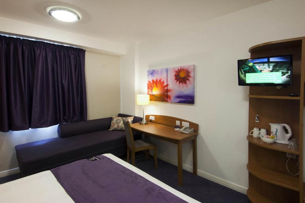 Premier Inn Leicester Fosse Park Extérieur photo